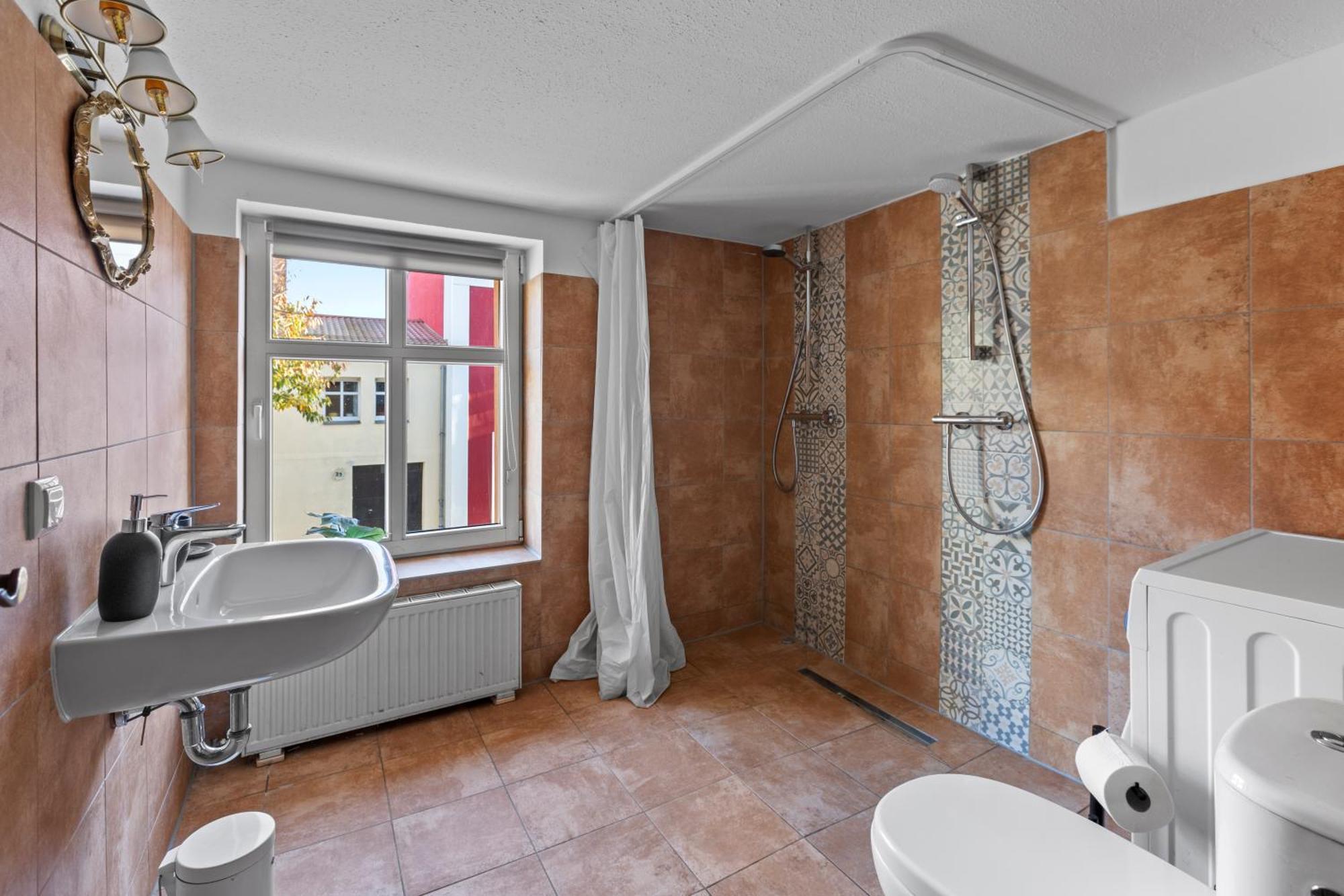 Sabina Monteurwohnung I 75 Zoll Tv I Kueche I Bad I Backofen I Trebbin Exteriör bild